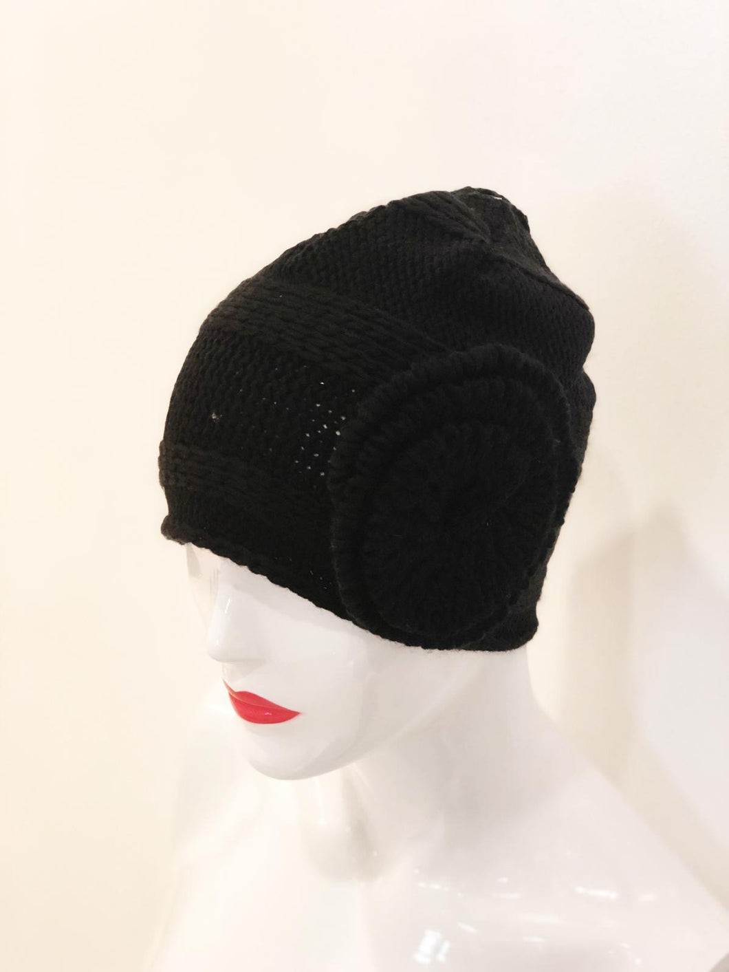 'Lexi' Jumbo Self Button Black Beanie