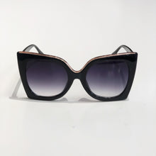 Load image into Gallery viewer, Black &#39;Gigi&#39; Rose Gold Oversized Sunglass
